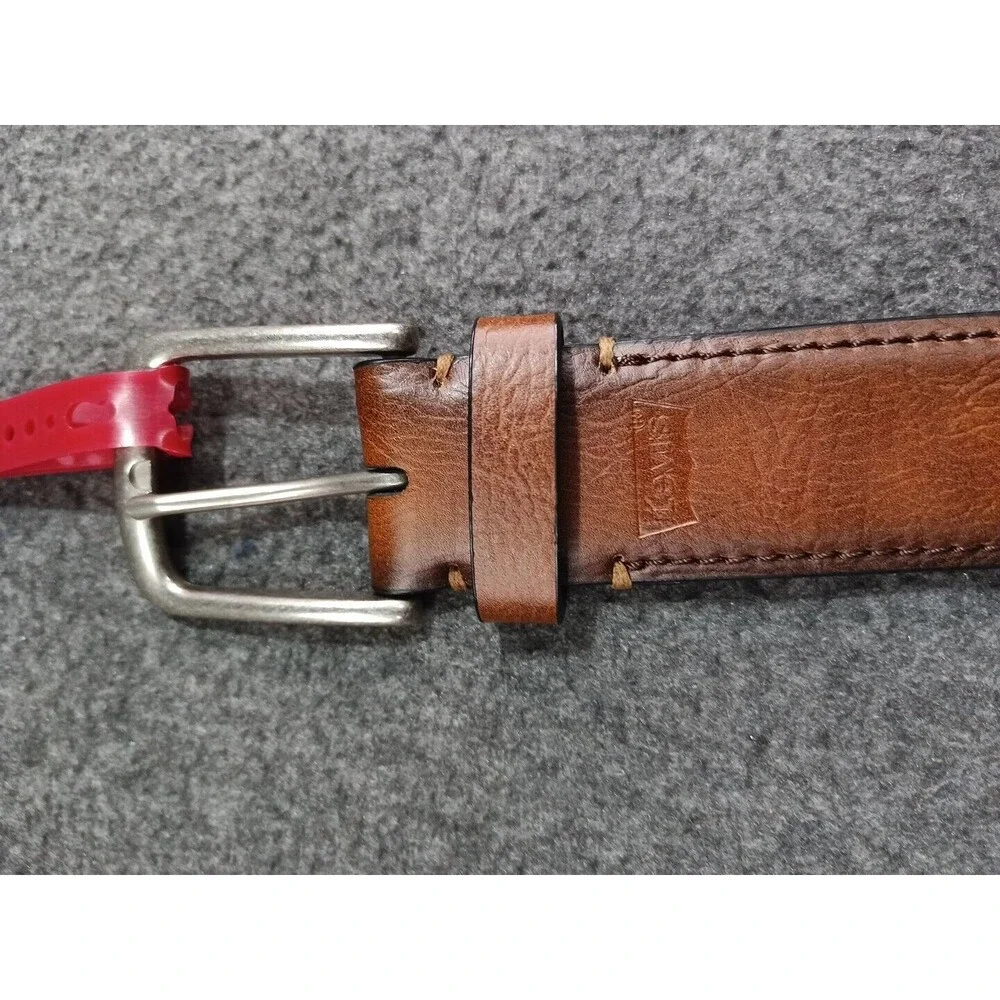 Levis Men's Brown Ombre Leather Belt Size 44 Silver Buckle 1.5